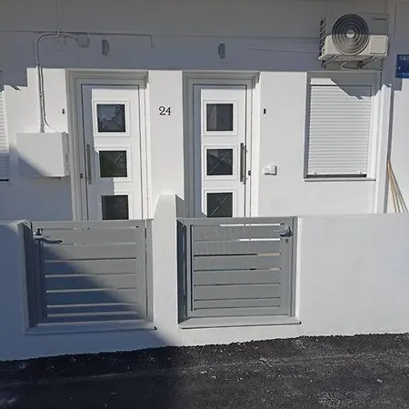 Iliaktis Cozy & Quiet Apartment Iraklio Exterior foto