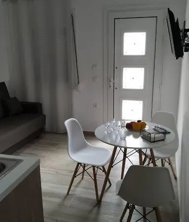 Iliaktis Cozy & Quiet Apartment Iraklio Exterior foto